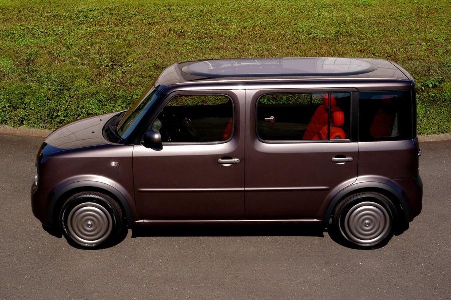  Nissan Cube 2009 года  (фото 65 из 137)